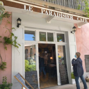 Le Paradisier Cafe