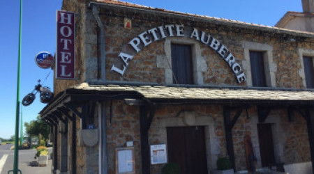 La Petite Auberge