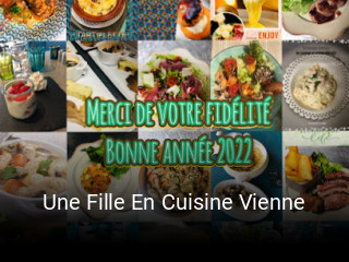 Une Fille En Cuisine Vienne ouvert