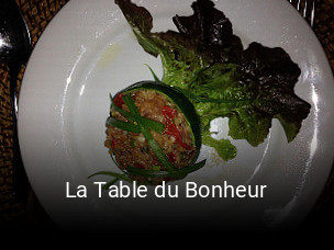 La Table du Bonheur plan d'ouverture