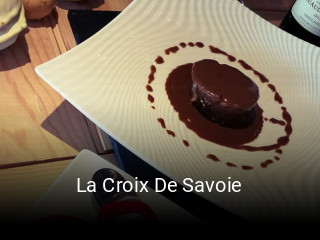 La Croix De Savoie ouvert