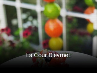 La Cour D'eymet ouvert