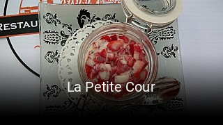 La Petite Cour ouvert