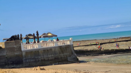 Le Cafe de la Plage